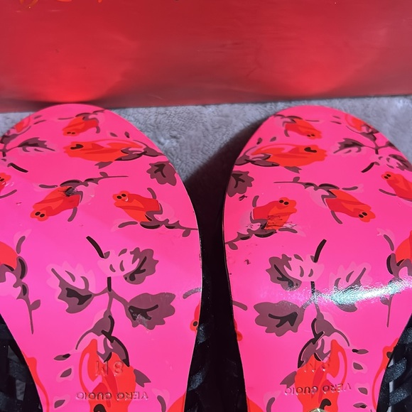 Betsey Johnson Black Lattice Ribbon Pump sz 8 - Picture 10 of 13